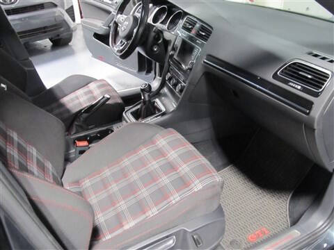 2017 Volkswagen Golf GTI S