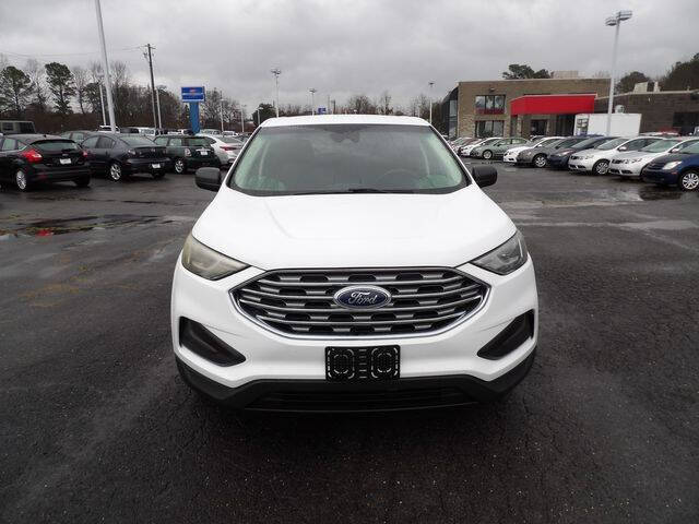 2020 Ford Edge SE