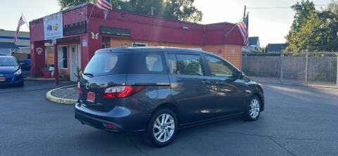 2013 Mazda MAZDA5 Sport