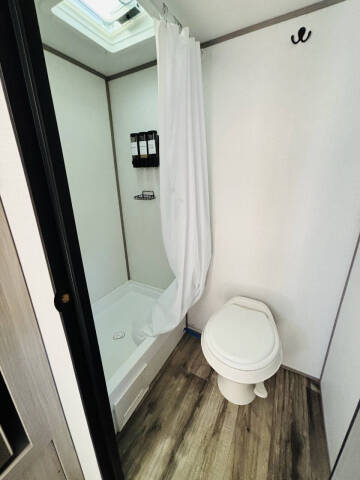 2023 Coleman Lantern 17B