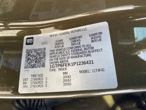 2023 GMC Canyon Denali