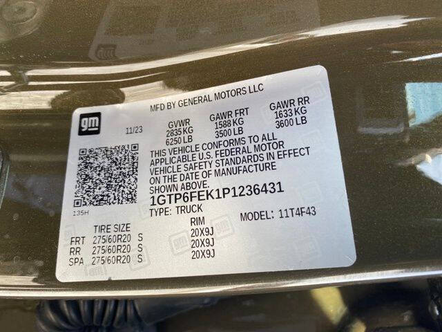 2023 GMC Canyon Denali