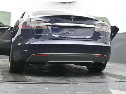 2015 Tesla Model S P85D