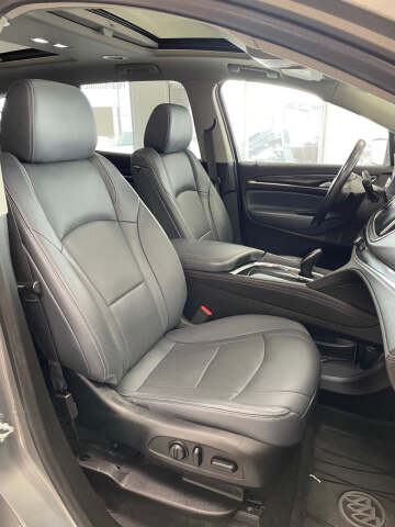 2019 Buick Enclave Essence