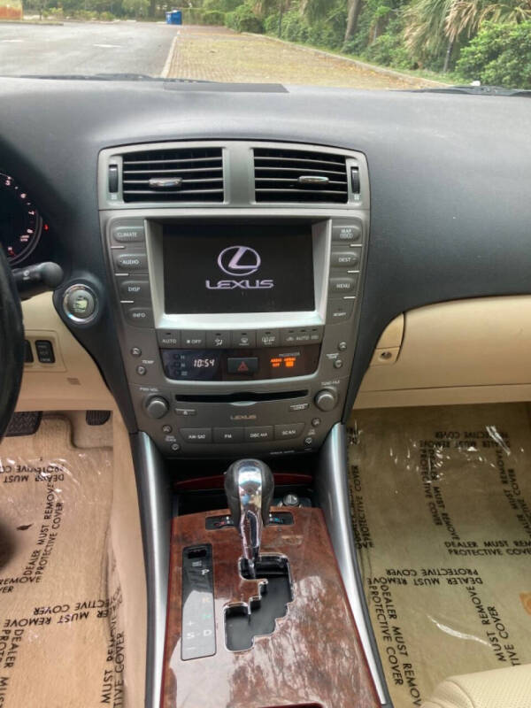 2007 Lexus IS 350 photo 8