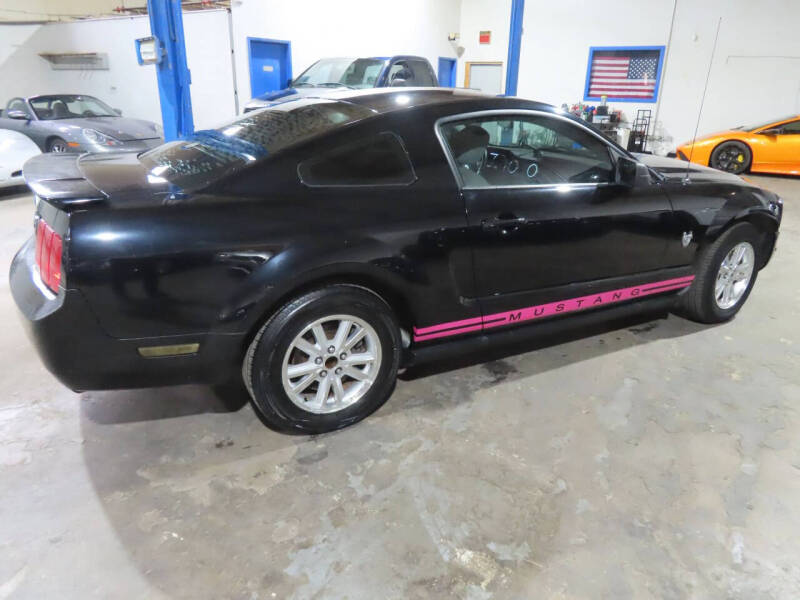 2009 Ford Mustang V6 Deluxe