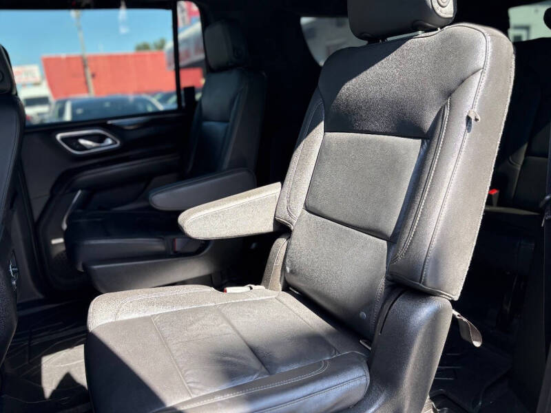 2021 Chevrolet Suburban LT