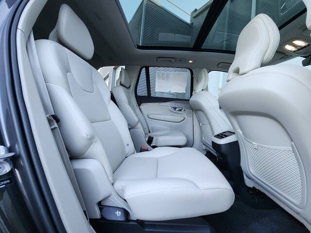 2024 Volvo XC90 B6 Plus Bright Theme 6P