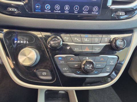 2019 Chrysler Pacifica Touring L Plus