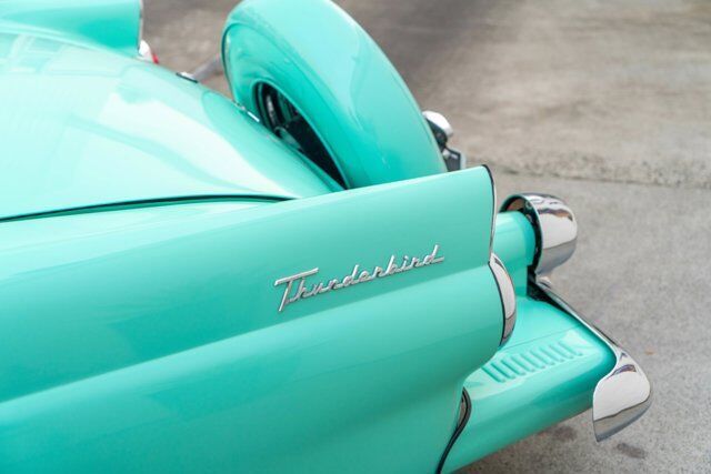 1955 Ford Thunderbird 41