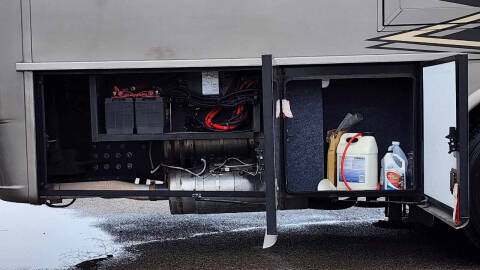 2016 Freightliner XCR Chassis