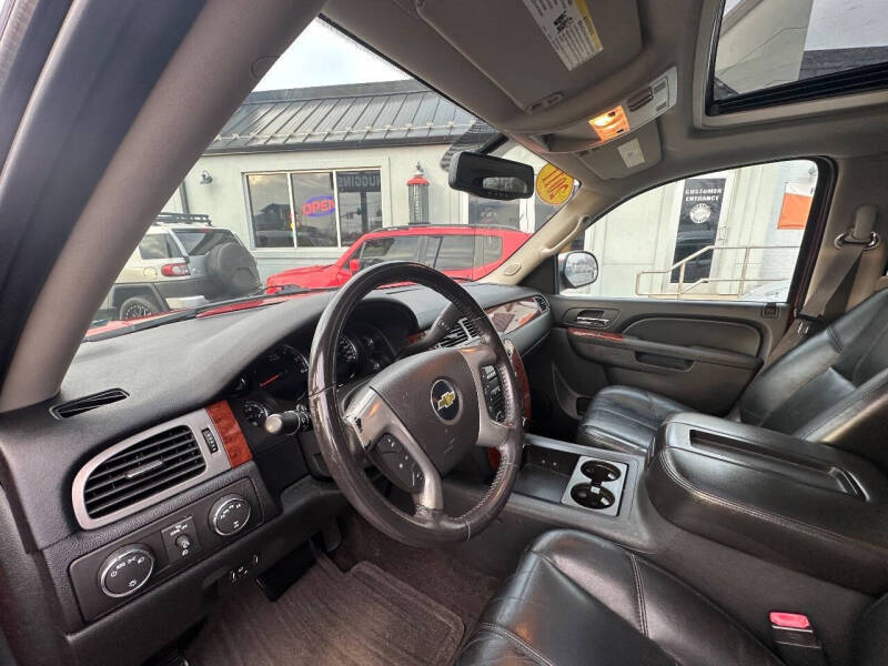 2011 Chevrolet Avalanche LT