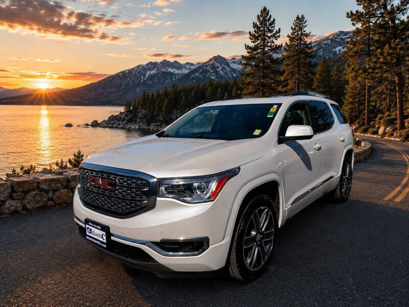 2017 GMC Acadia Denali
