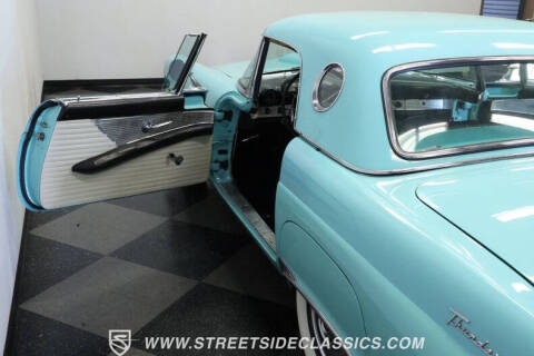 1956 Ford Thunderbird