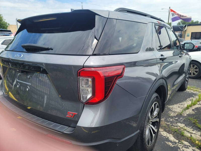 2021 Ford Explorer ST