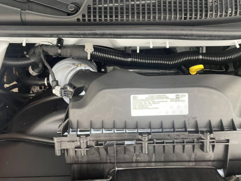 2024 GMC Savana 2500