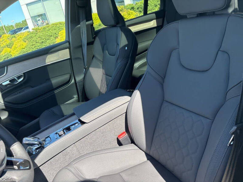 2026 Volvo XC90 B5 Core