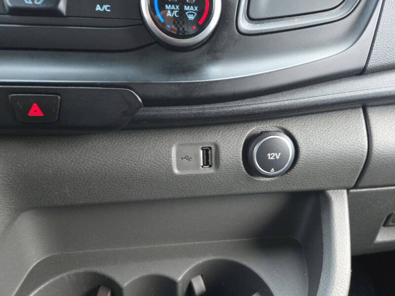 2022 Ford Transit 250