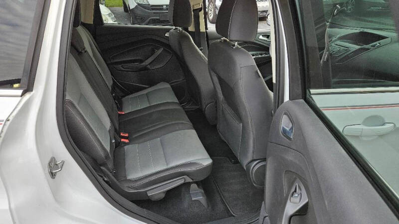 2016 Ford Escape SE photo 14