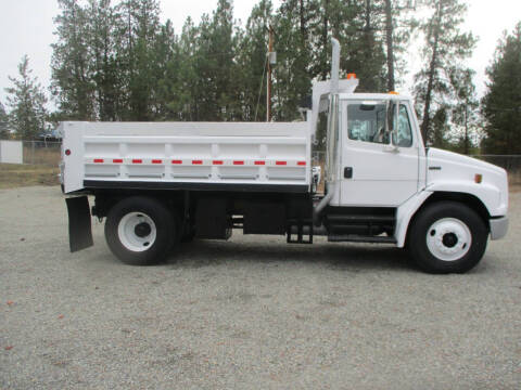 2001 Freightliner FL70 DUMP TRUCK FL70