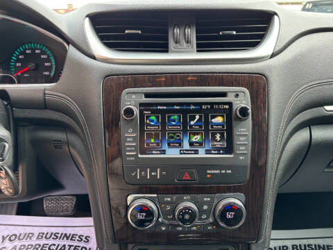 2017 Chevrolet Traverse LT