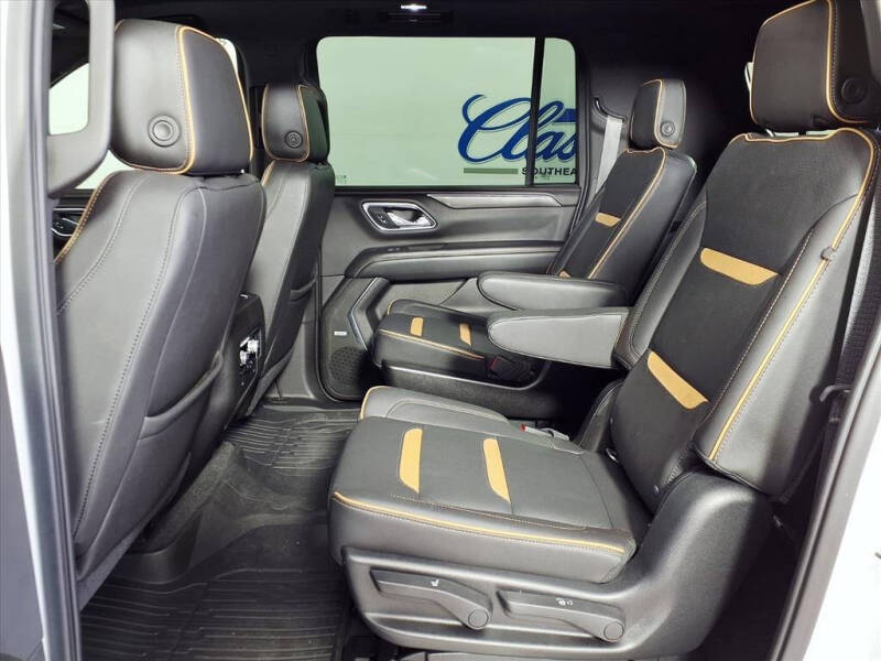 2021 GMC Yukon XL AT4