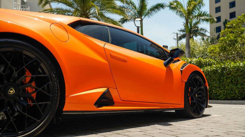 2022 Lamborghini Huracan STO