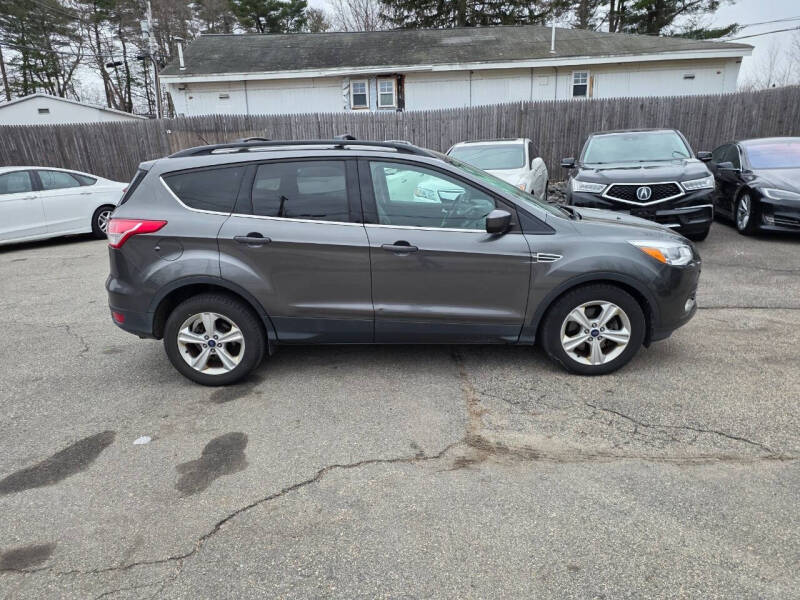 2015 Ford Escape SE