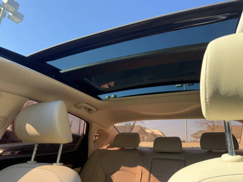 2017 Kia Cadenza Premium