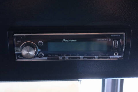 2015 Freightliner MT45 Chassis