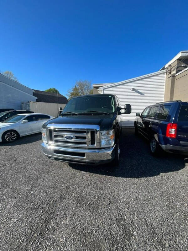2014 Ford E-Series for sale at CAR CONNECTIONS INC. in Somerset MA