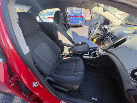 2016 Chevrolet Sonic LT Auto