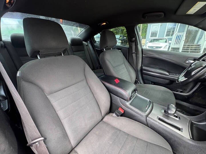 2014 Dodge Charger SXT