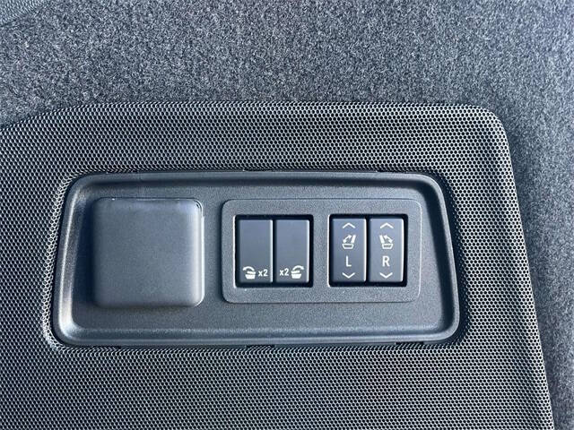 2024 Cadillac Escalade-V ESV