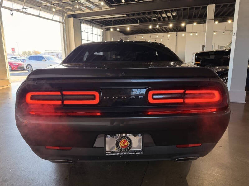 2018 Dodge Challenger SXT