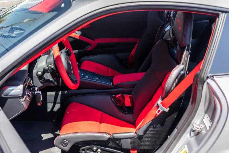 2019 Porsche 911 GT2 RS