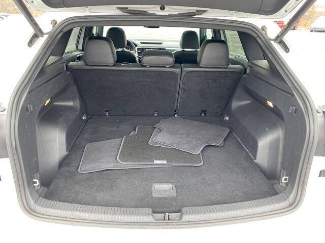 2023 Volkswagen Atlas Cross Sport V6 SEL Premium R-Line 4Motion