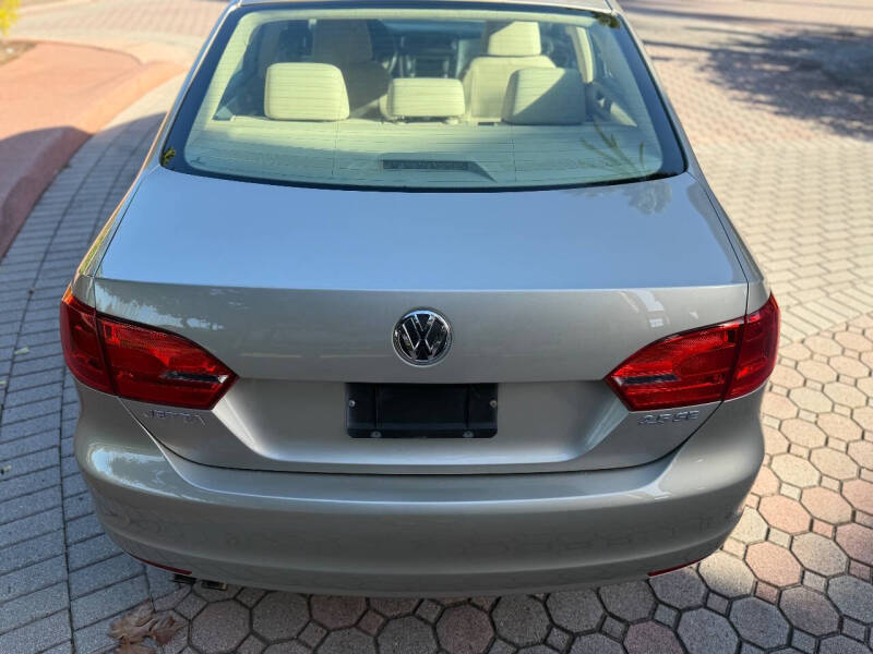 2013 Volkswagen Jetta SE