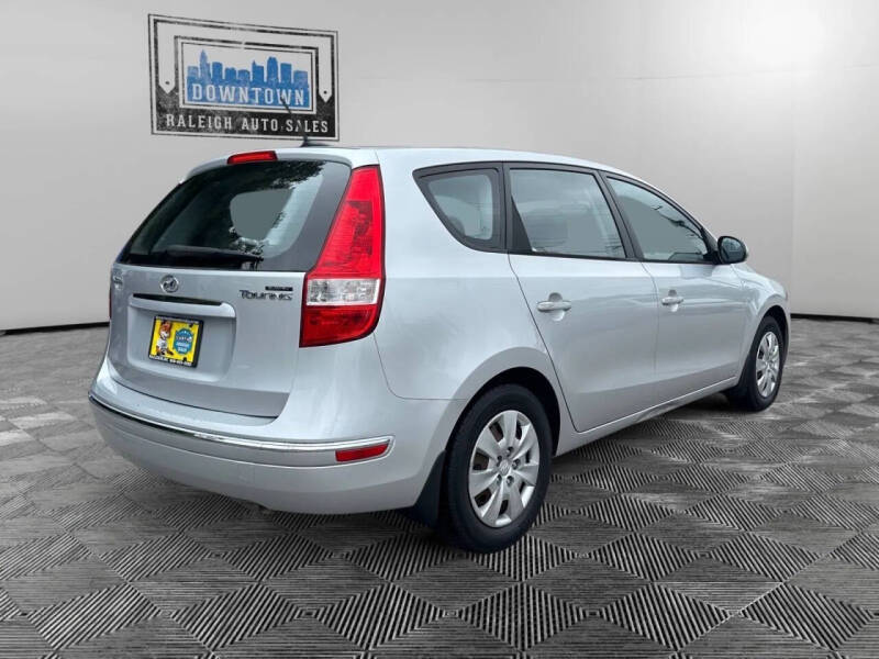 2011 Hyundai Elantra Touring GLS