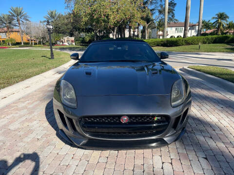 2016 Jaguar F-TYPE R