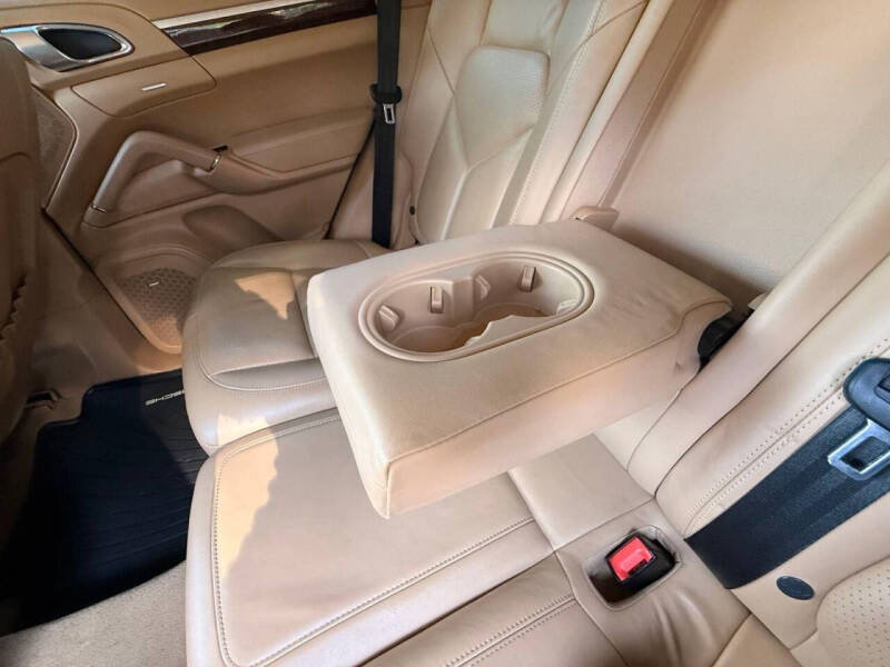 2014 Porsche Cayenne