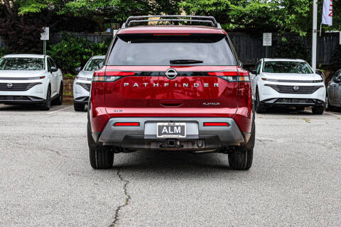 2026 Nissan Pathfinder Platinum