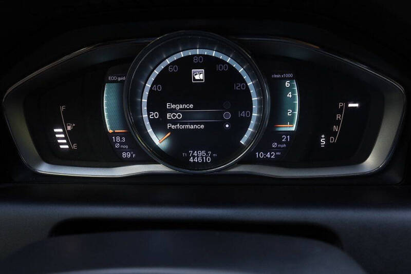 2016 Volvo XC60 T5 Premier