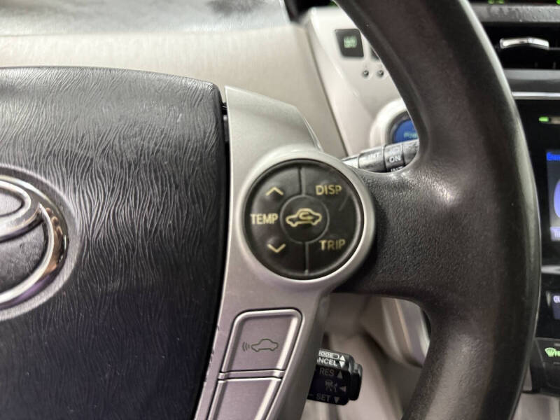 2015 Toyota Prius v Three