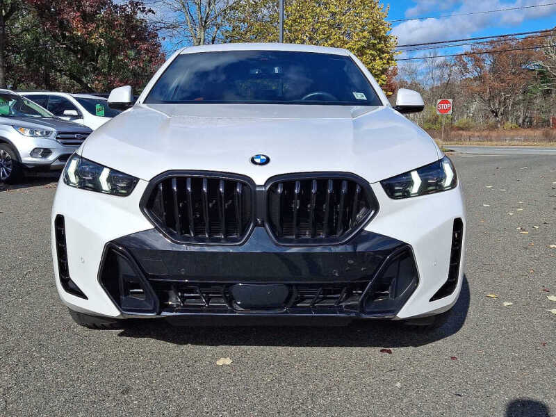 2025 BMW X6 xDrive40i
