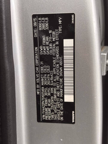 2016 Volvo XC90 T6 Momentum