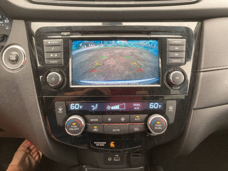 2018 Nissan Rogue SV