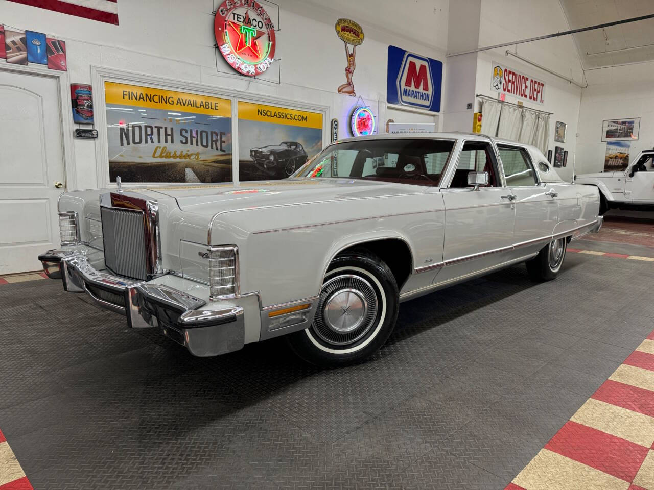 1977 Lincoln Town Car 2