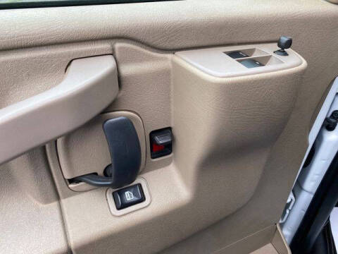 2021 Chevrolet Express 2500