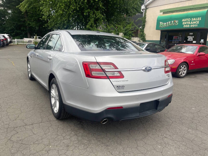 2015 Ford Taurus SEL